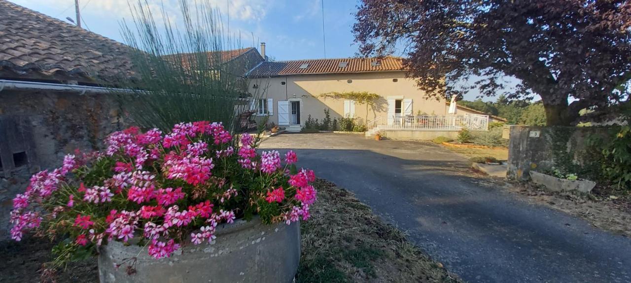 La Mesange Bleue Bed & Breakfast Ecuras Dış mekan fotoğraf