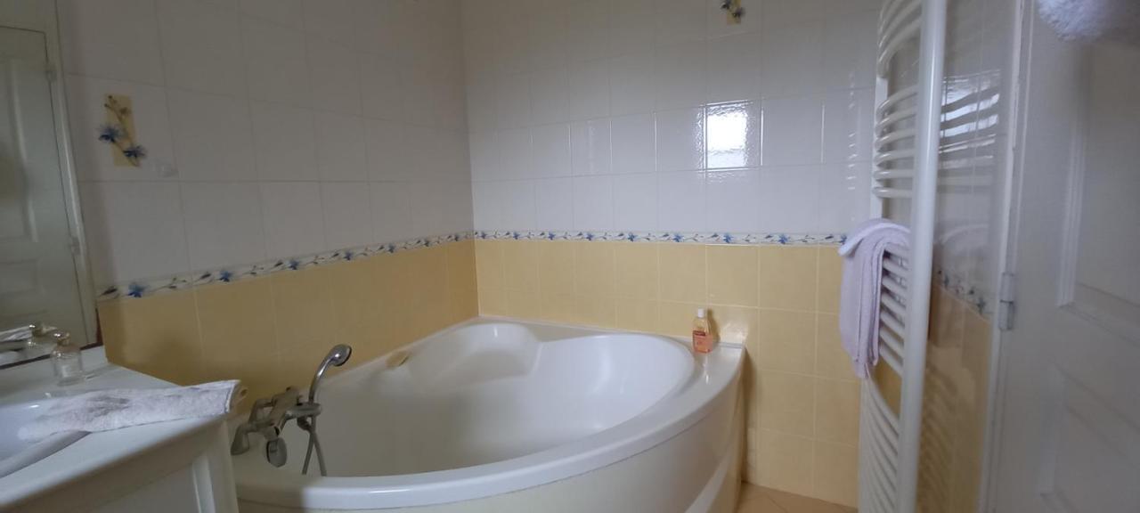 La Mesange Bleue Bed & Breakfast Ecuras Dış mekan fotoğraf
